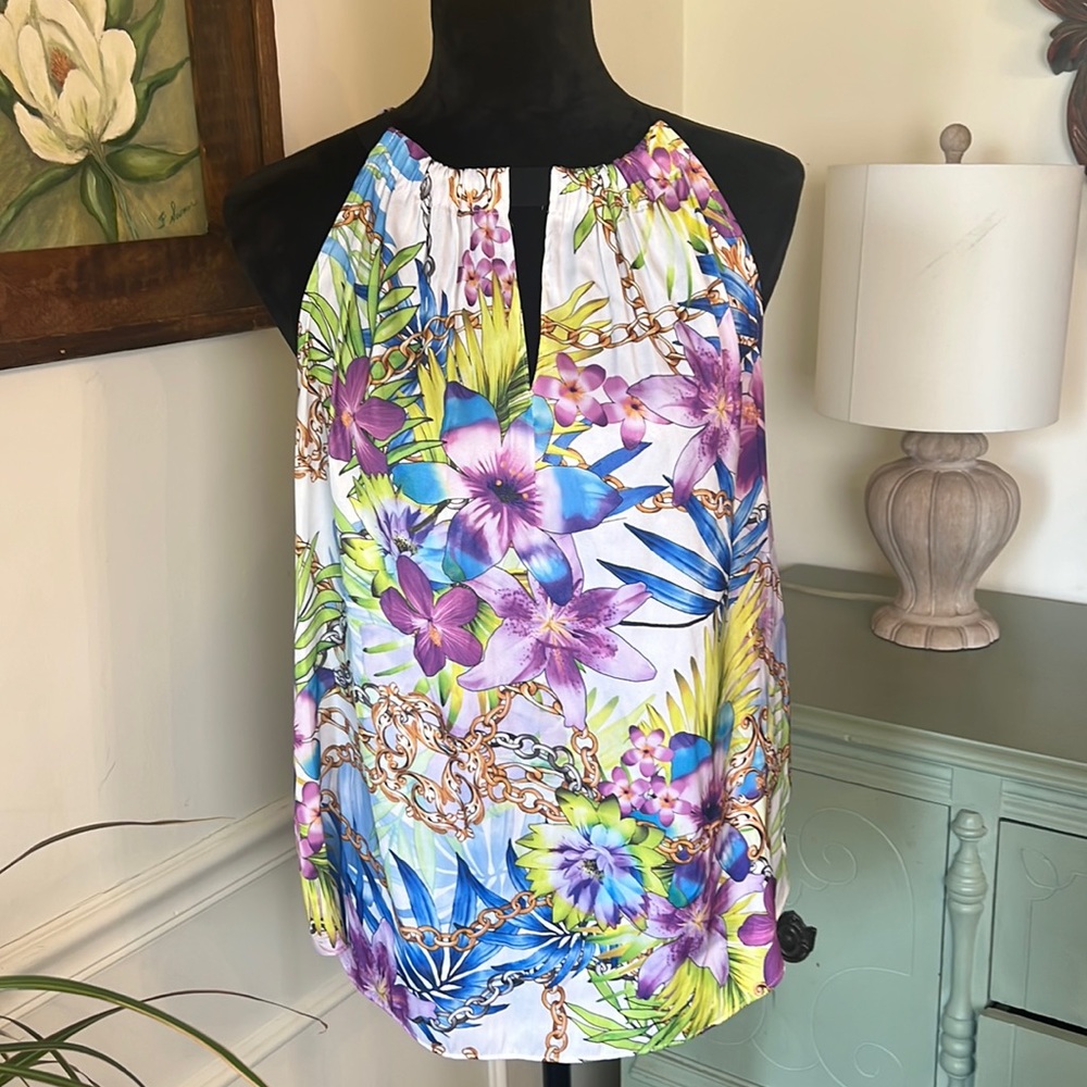 Jennifer Lopez Floral Sleeveless Top